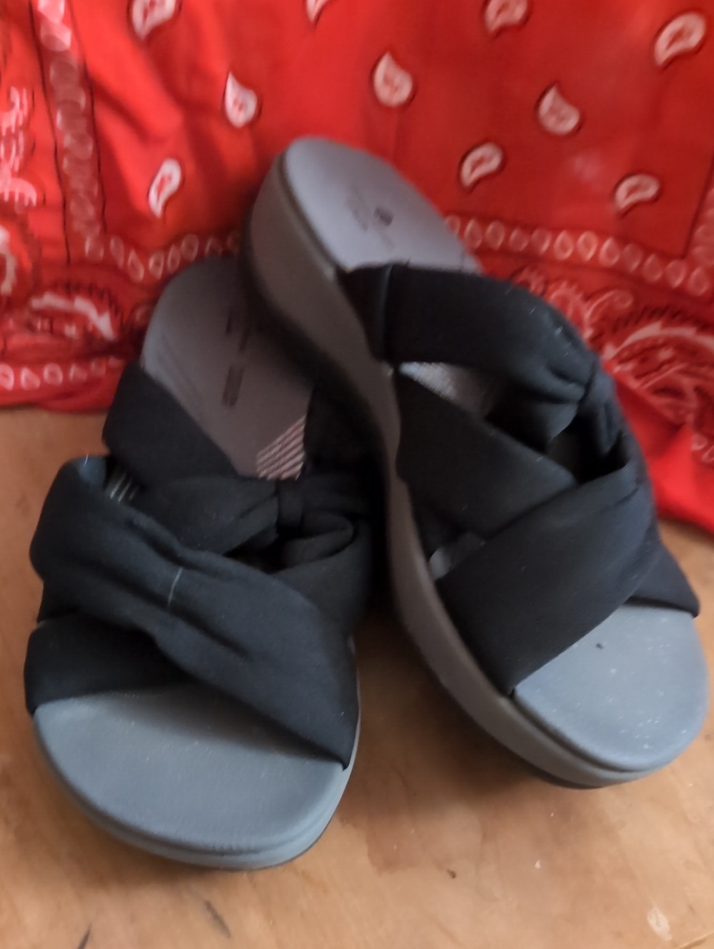 Cloudsteppers by Clarks Black Twist-Strap Slide Sandals